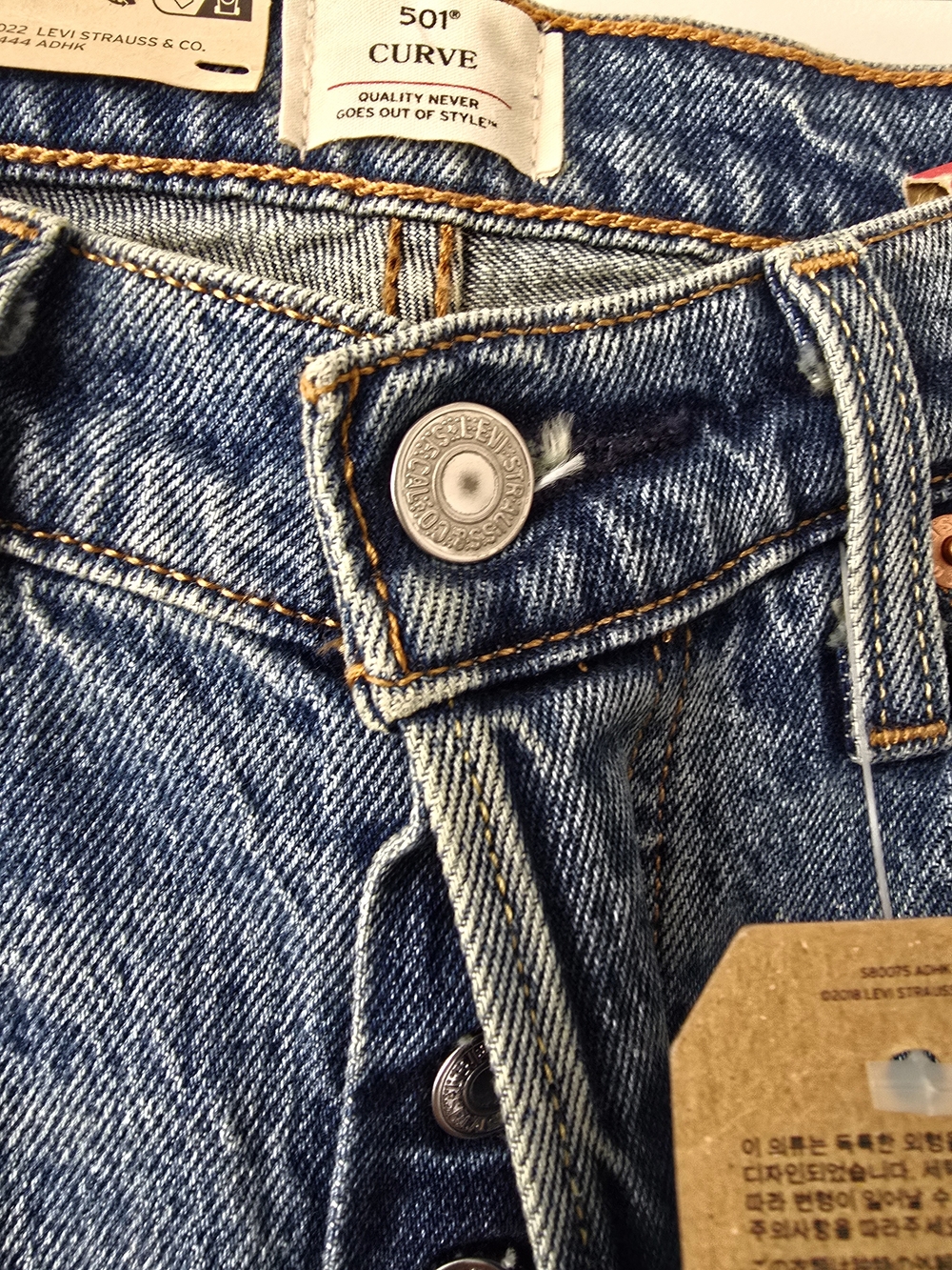 Levi's 501 Curve Straight Jeans 26 Medium Wash Stretch NWT - Picture 5 of 9
